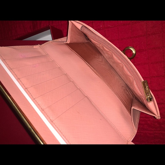 Salvatore Ferragamo long wallet in box - Picture 6 of 15